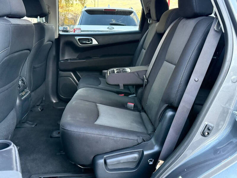 2017 Nissan Pathfinder