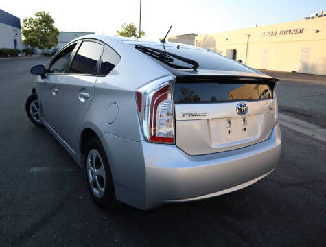 2013 Toyota Prius Two