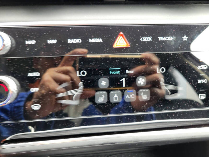 2026 Genesis GV80 2.5T