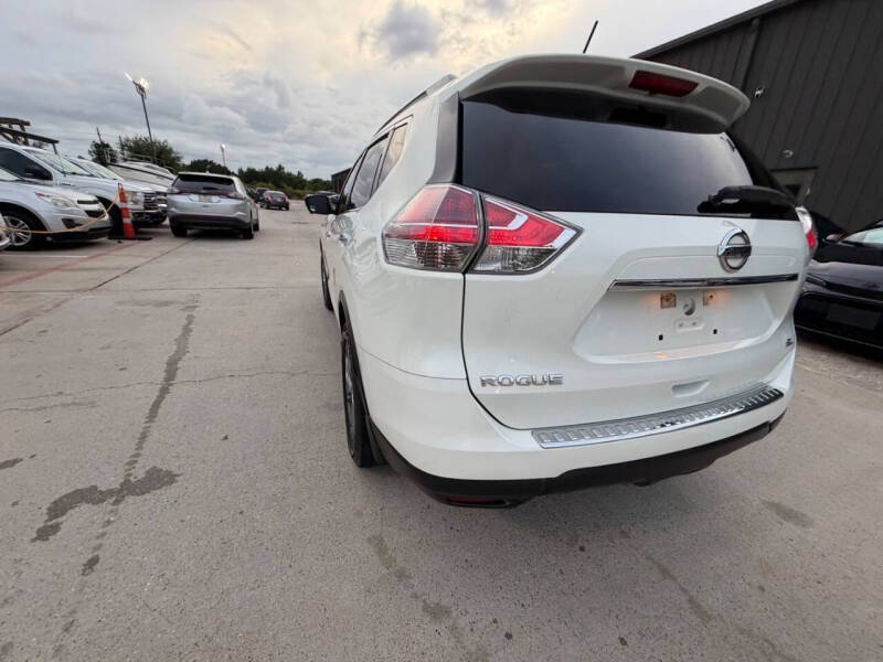 2015 Nissan Rogue SL