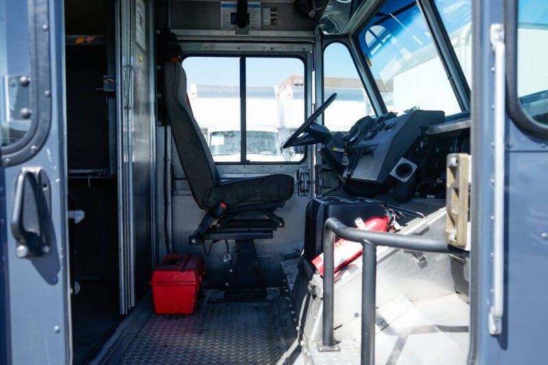 2020 Freightliner MT45 Chassis