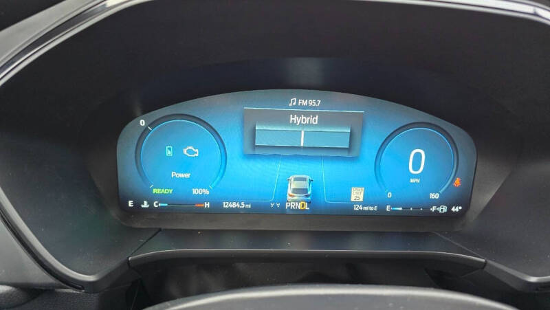 2024 Ford Escape Hybrid ST-Line Select