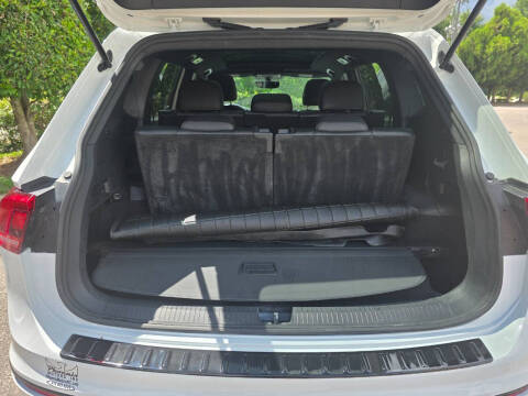 2021 Volkswagen Tiguan SE R-Line Black