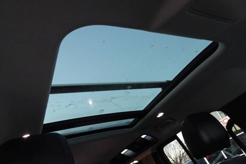 2022 Land Rover Defender 110 S