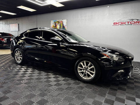 2015 Mazda MAZDA3 i Grand Touring