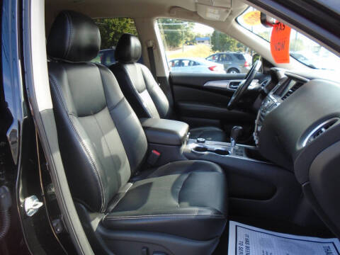 2020 Nissan Pathfinder SL