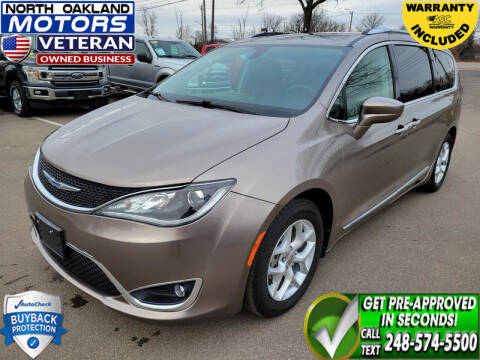 2018 Chrysler Pacifica for sale at North Oakland Motors in Waterford MI