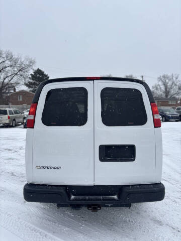 2021 Chevrolet Express 2500