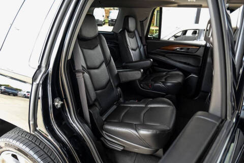 2019 Cadillac Escalade Luxury