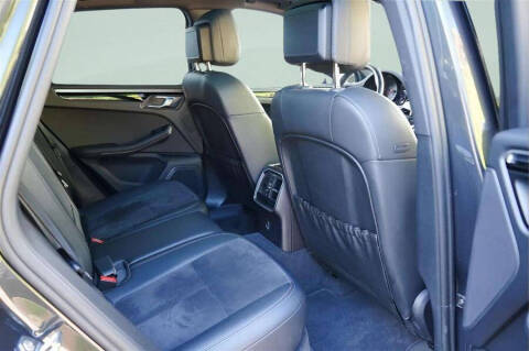 2021 Porsche Macan S