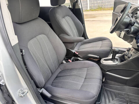 2013 Chevrolet Sonic LT Auto