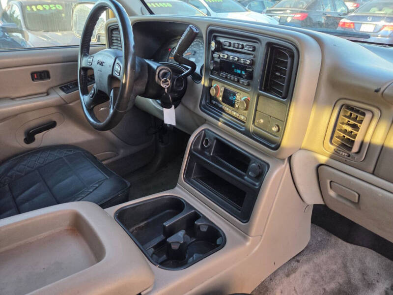 2004 GMC Yukon XL
