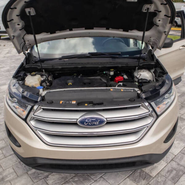 2018 Ford Edge SE