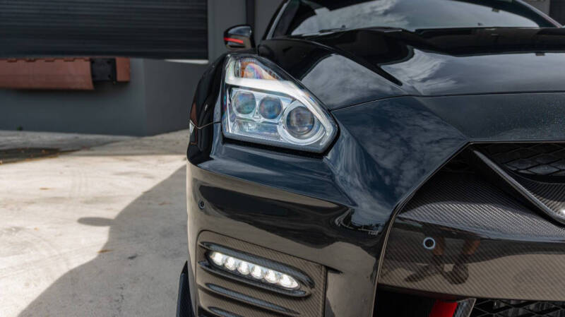 2017 Nissan GT-R NISMO