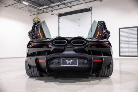 2025 Lamborghini Revuelto