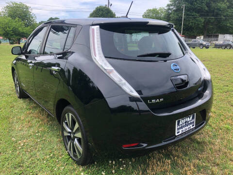 2016 Nissan LEAF SV