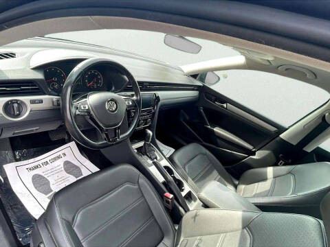 2020 Volkswagen Passat SE