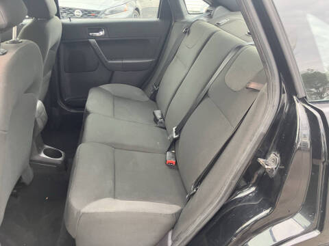 2008 Ford Focus SES