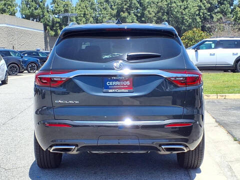 2021 Buick Enclave Essence