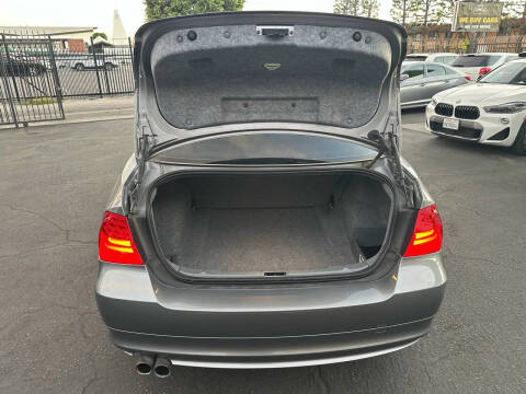 2009 BMW 3 Series 328i