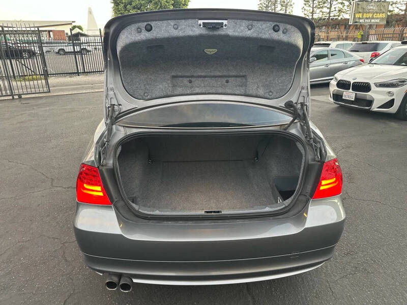 2009 BMW 3 Series 328i