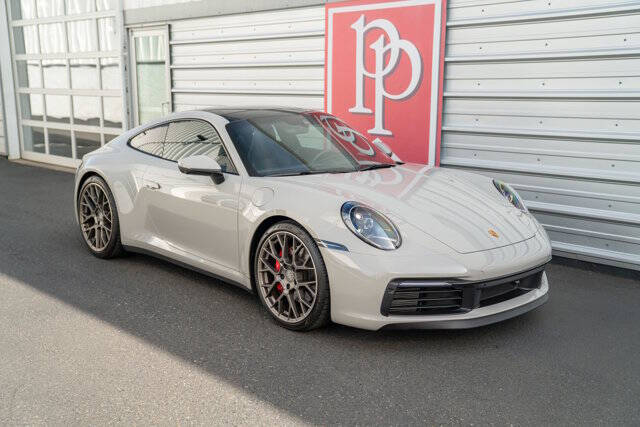 2021 Porsche 911 39