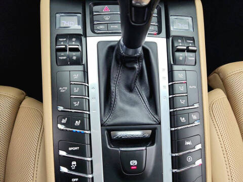 2020 Porsche Macan