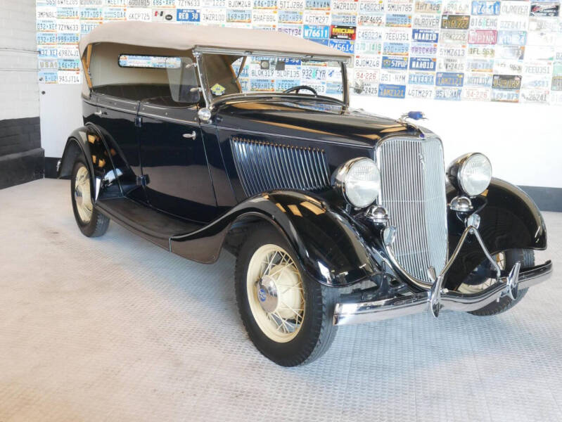 1933 Ford Phaeton