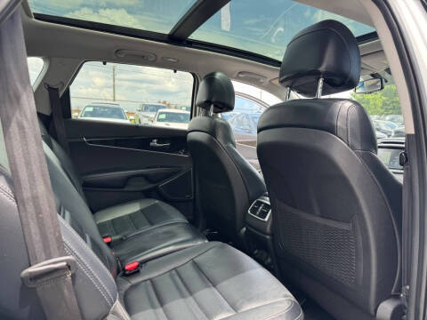 2017 Kia Sorento SX Limited V6