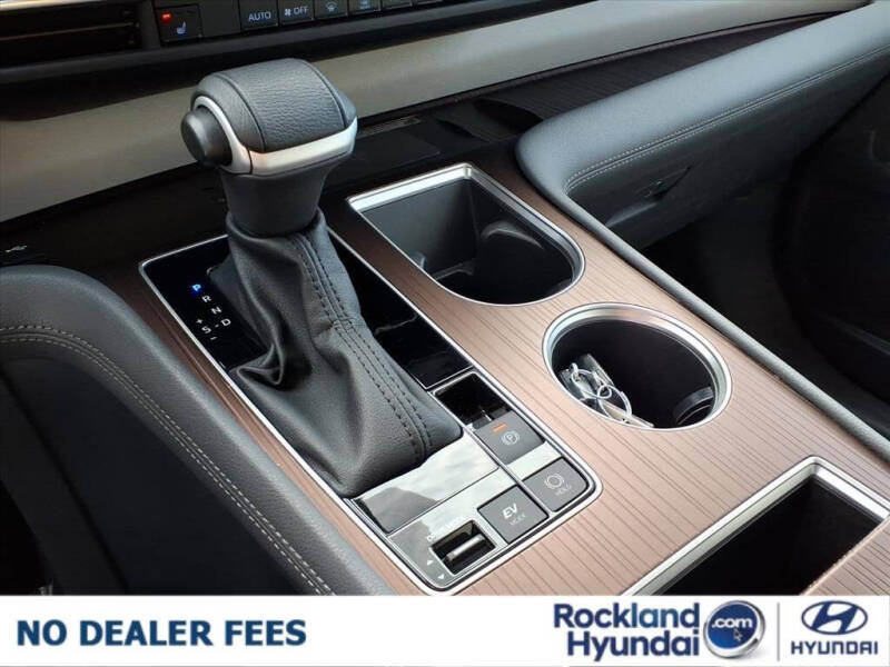 2023 Toyota Sienna XLE 7-Passenger