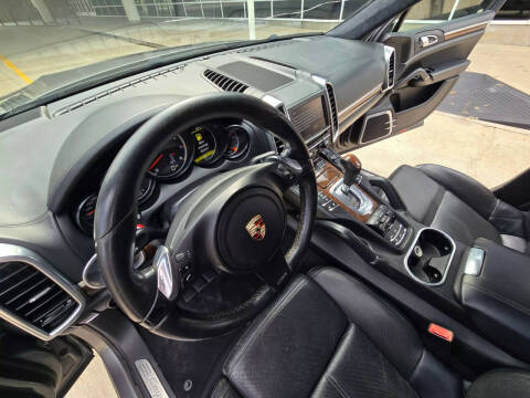 2011 Porsche Cayenne Turbo