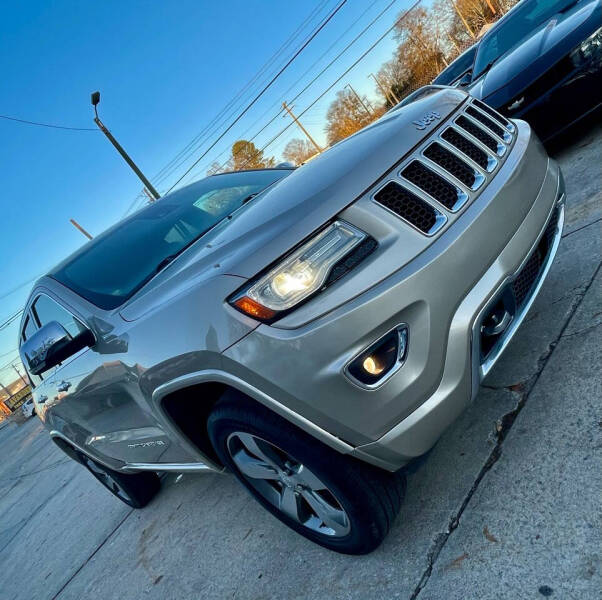 2014 Jeep Grand Cherokee Overland photo 4