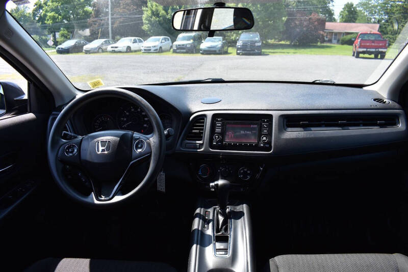 2017 Honda HR-V LX