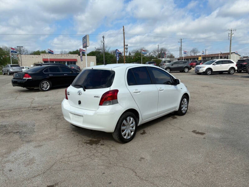 2011 Toyota Yaris