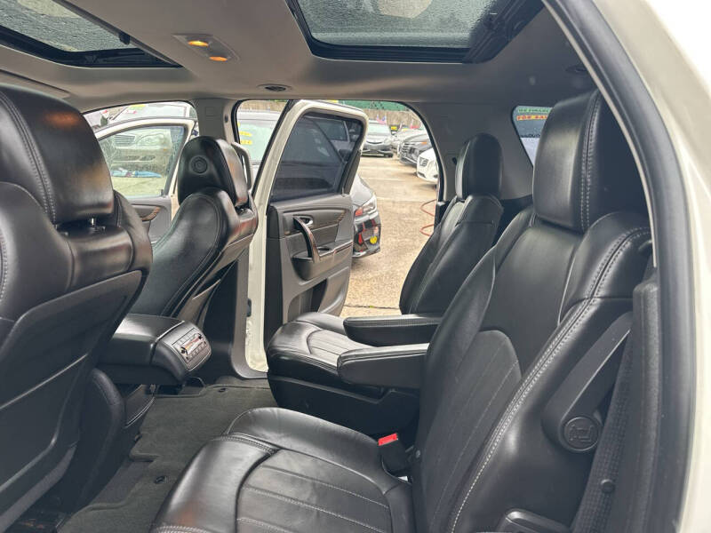 2013 GMC Acadia Denali