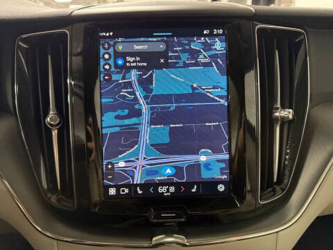 2025 Volvo XC60 T8 Plus Dark Theme