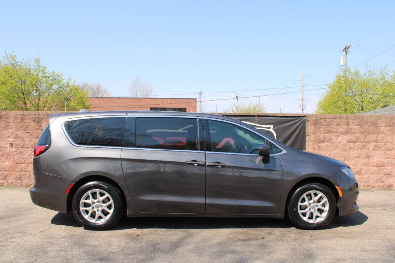 2018 Chrysler Pacifica L