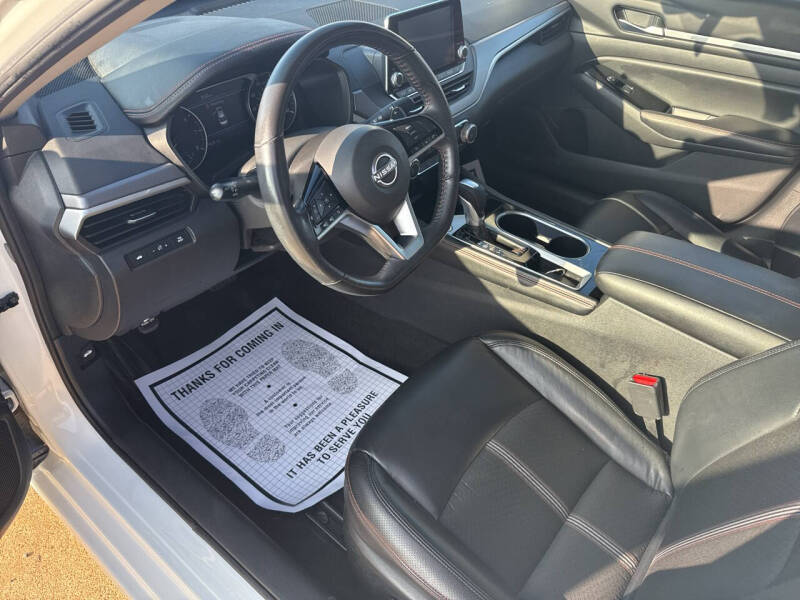 2024 Nissan Altima 2.5 SR