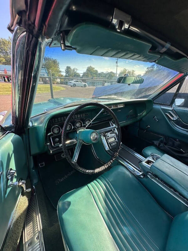 1965 Ford Thunderbird