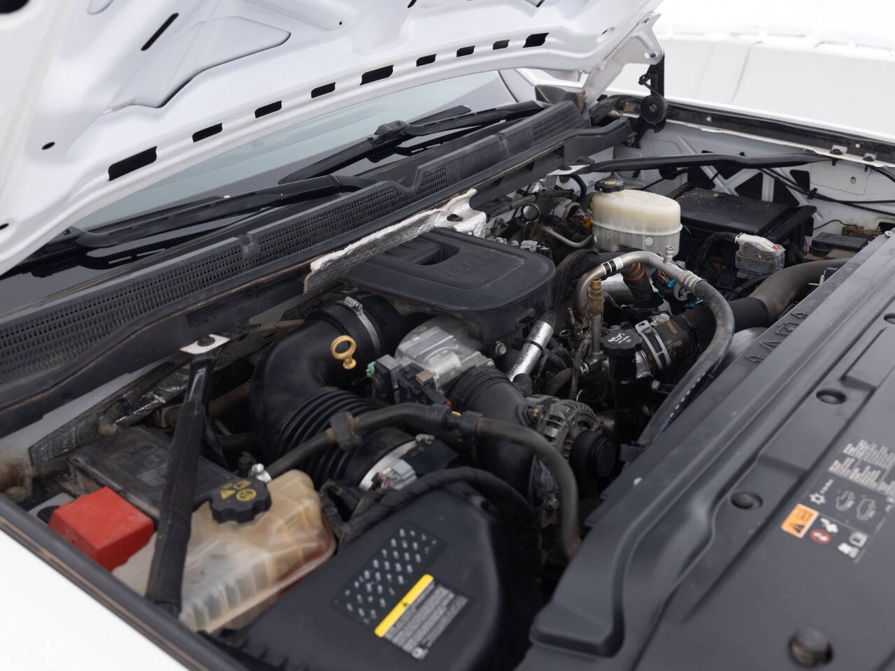 Used Car 2015 Gmc Sierra 2500hd  Slt 4x4 4dr Crew Cab Lb For Sale Under $35,000 In Coal City, Illinois