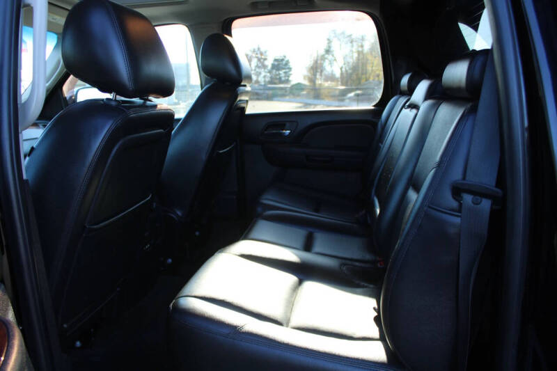 2012 Chevrolet Avalanche LTZ