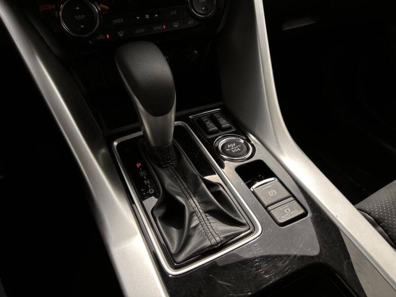 2026 Mitsubishi Eclipse Cross SE