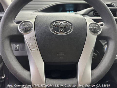 2014 Toyota Prius c Three