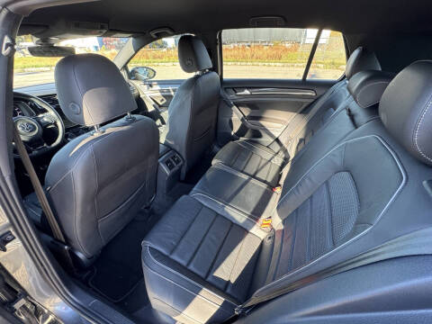 2019 Volkswagen Golf R 4Motion