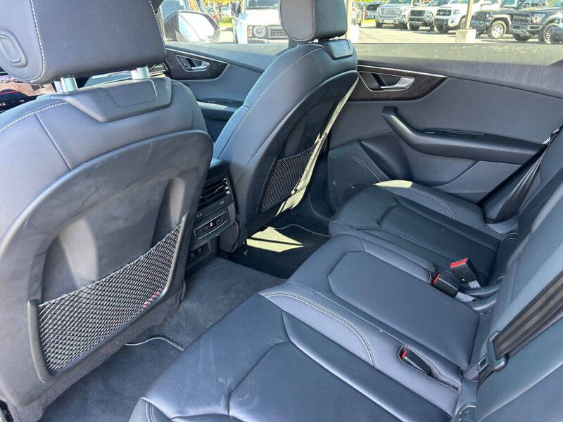 2021 Audi Q8 quattro Premium 55 TFSI