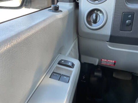 2013 Ford E-Series E-250