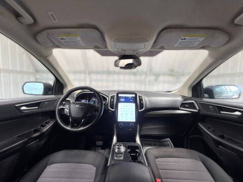 2021 Ford Edge SE