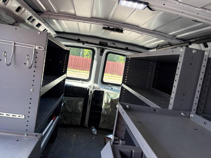 2016 Chevrolet Express 2500