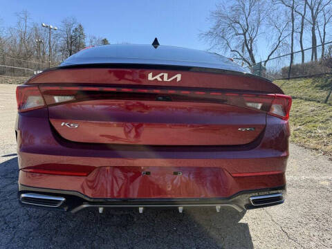 2022 Kia K5