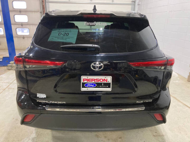 2023 Toyota Highlander XLE